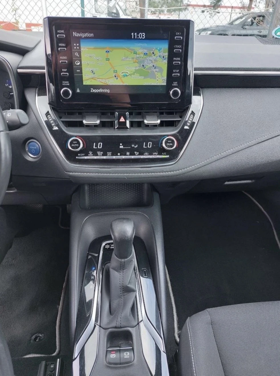 Toyota Corolla 1.8 Hybrid - изображение 10