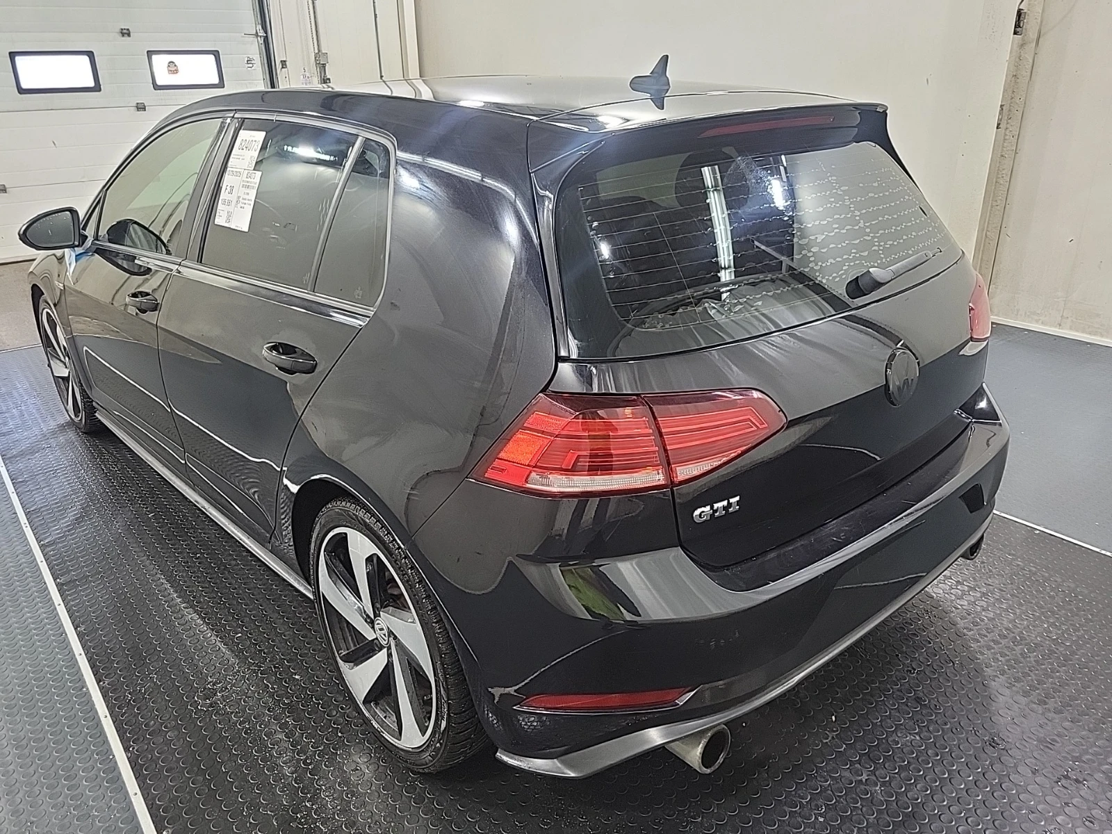 VW Golf * GTI* CARFAX *    | Mobile.bg   4