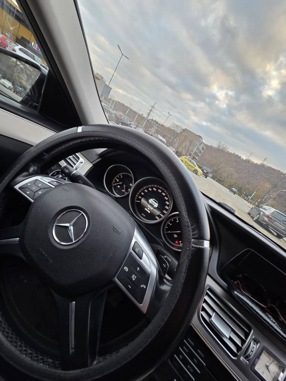 Mercedes-Benz C 200  - изображение 8