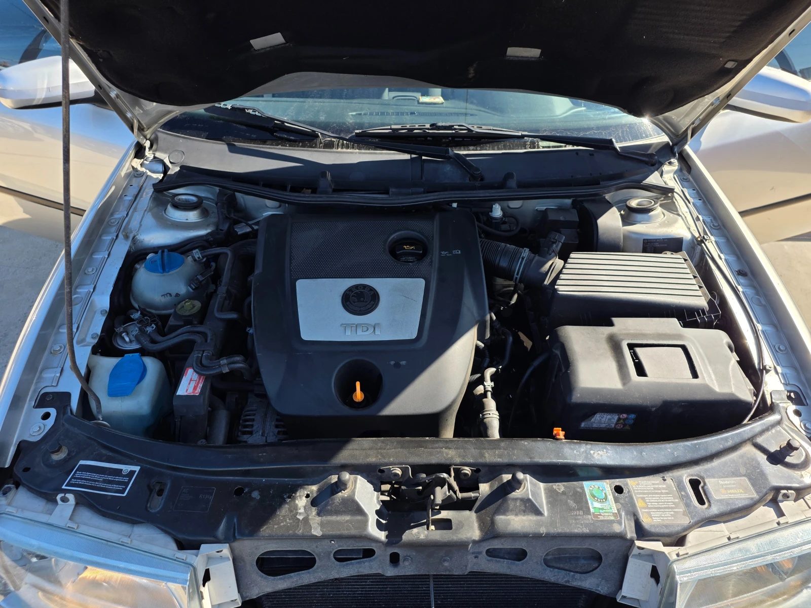 Skoda Octavia 1.9TDI-101к.с-4x4 КЛИМАТРОНИК 2005Г, снимка 17 - Автомобили и джипове - 53830287