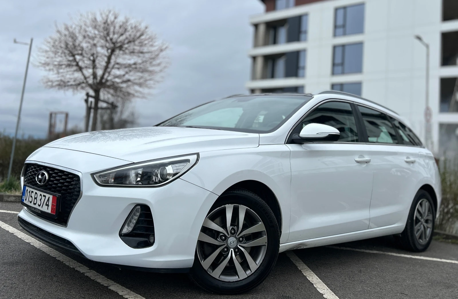 Hyundai I30 1.6CRDi* FULL LED* КАТО НОВА, снимка 7 - Автомобили и джипове - 54120289