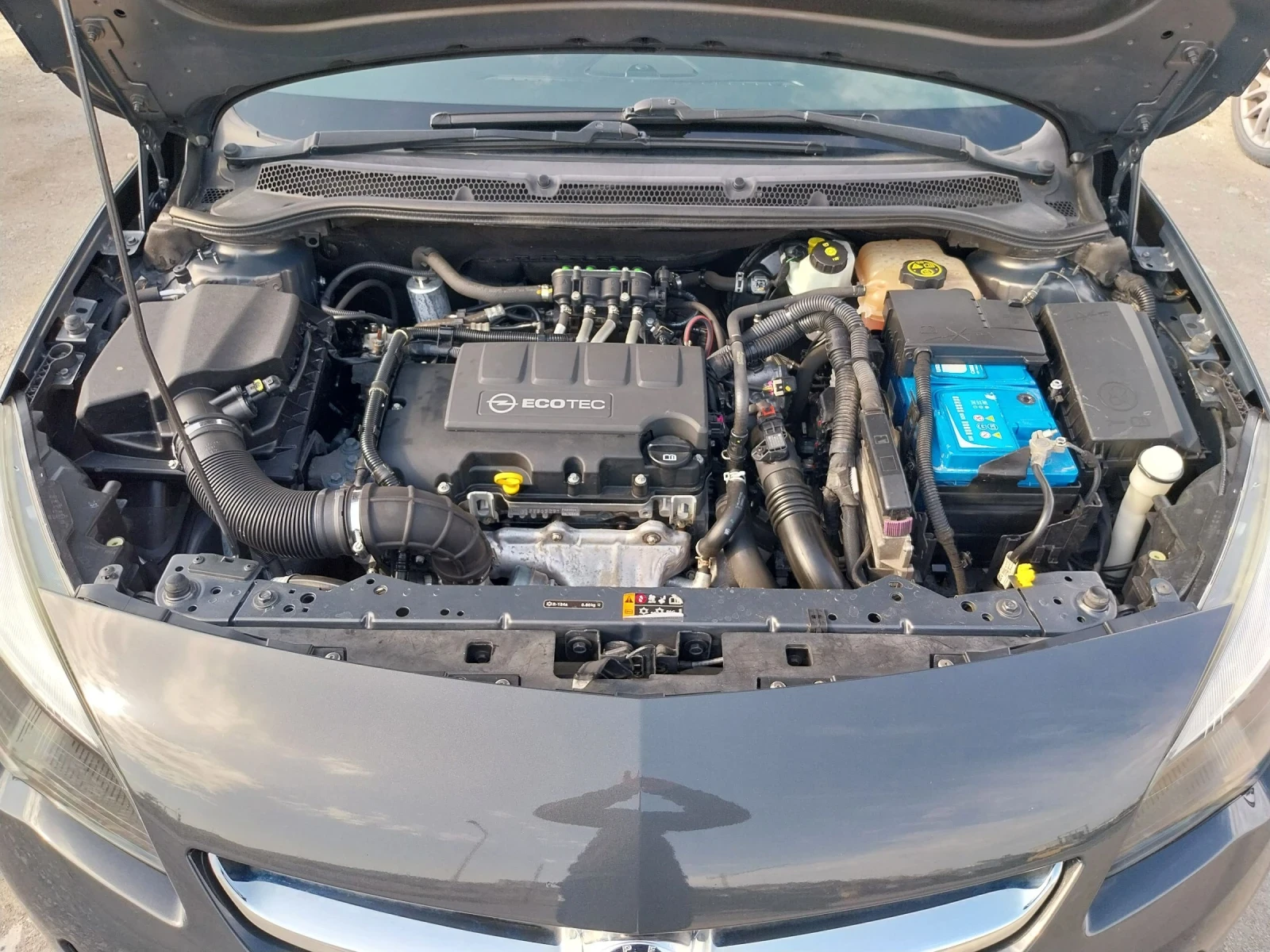 Opel Astra SW 1.4 B/GPL, снимка 17 - Автомобили и джипове - 54515468