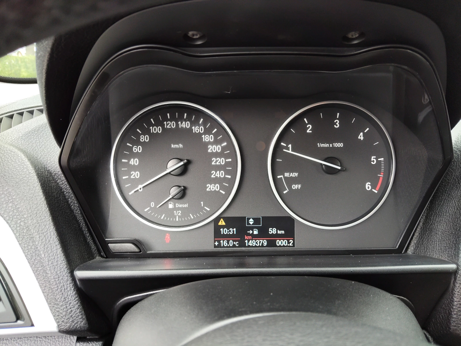 BMW 118 d 143ps URBAN, снимка 9 - Автомобили и джипове - 54686411