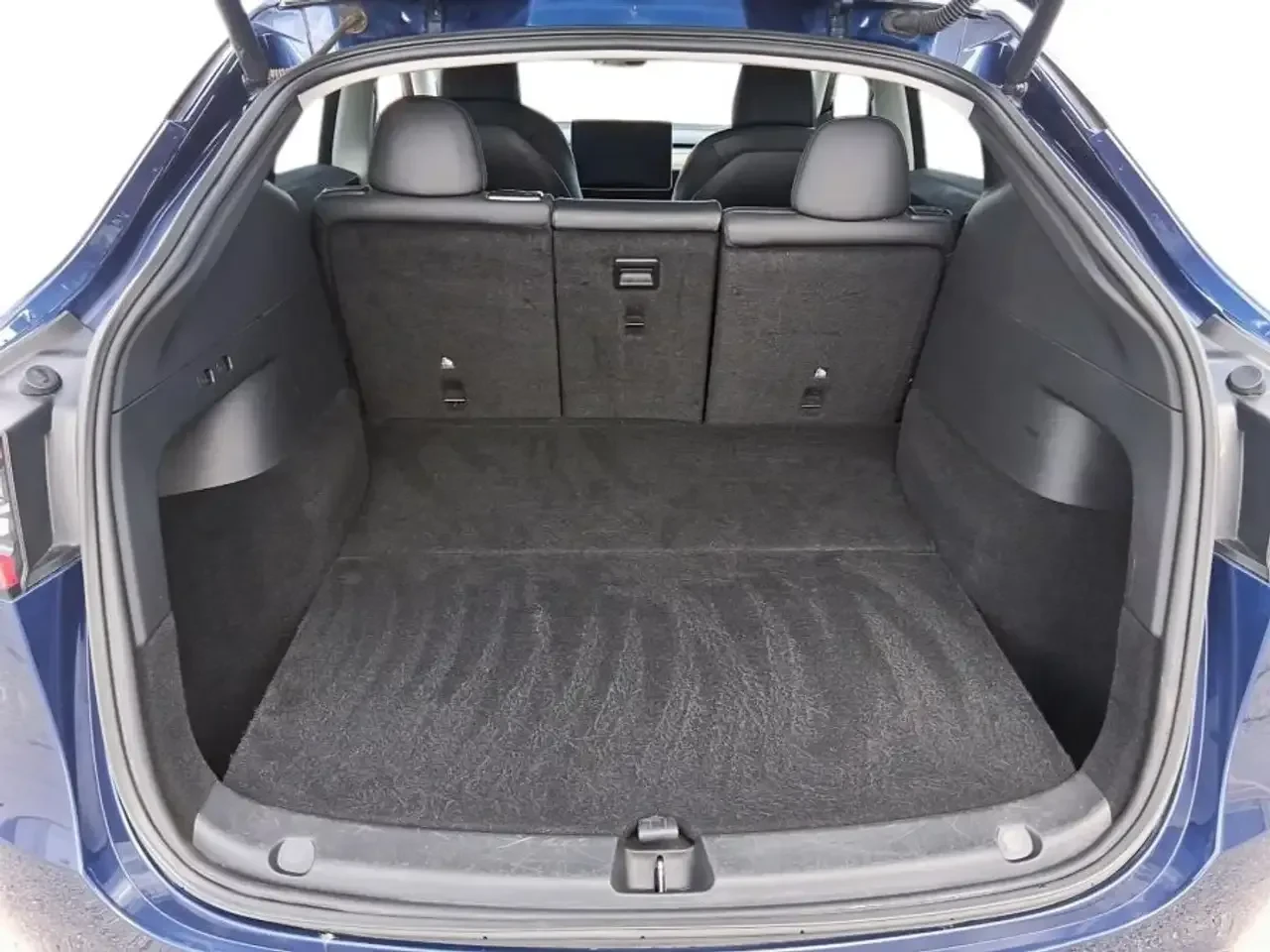 Tesla Model Y, снимка 6 - Автомобили и джипове - 54712155