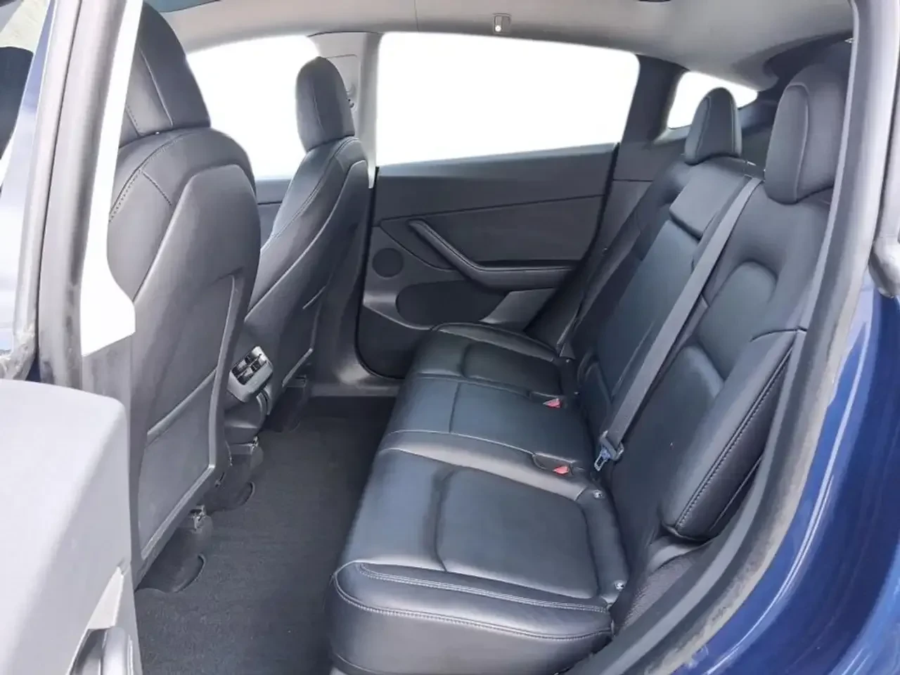 Tesla Model Y, снимка 15 - Автомобили и джипове - 54712155