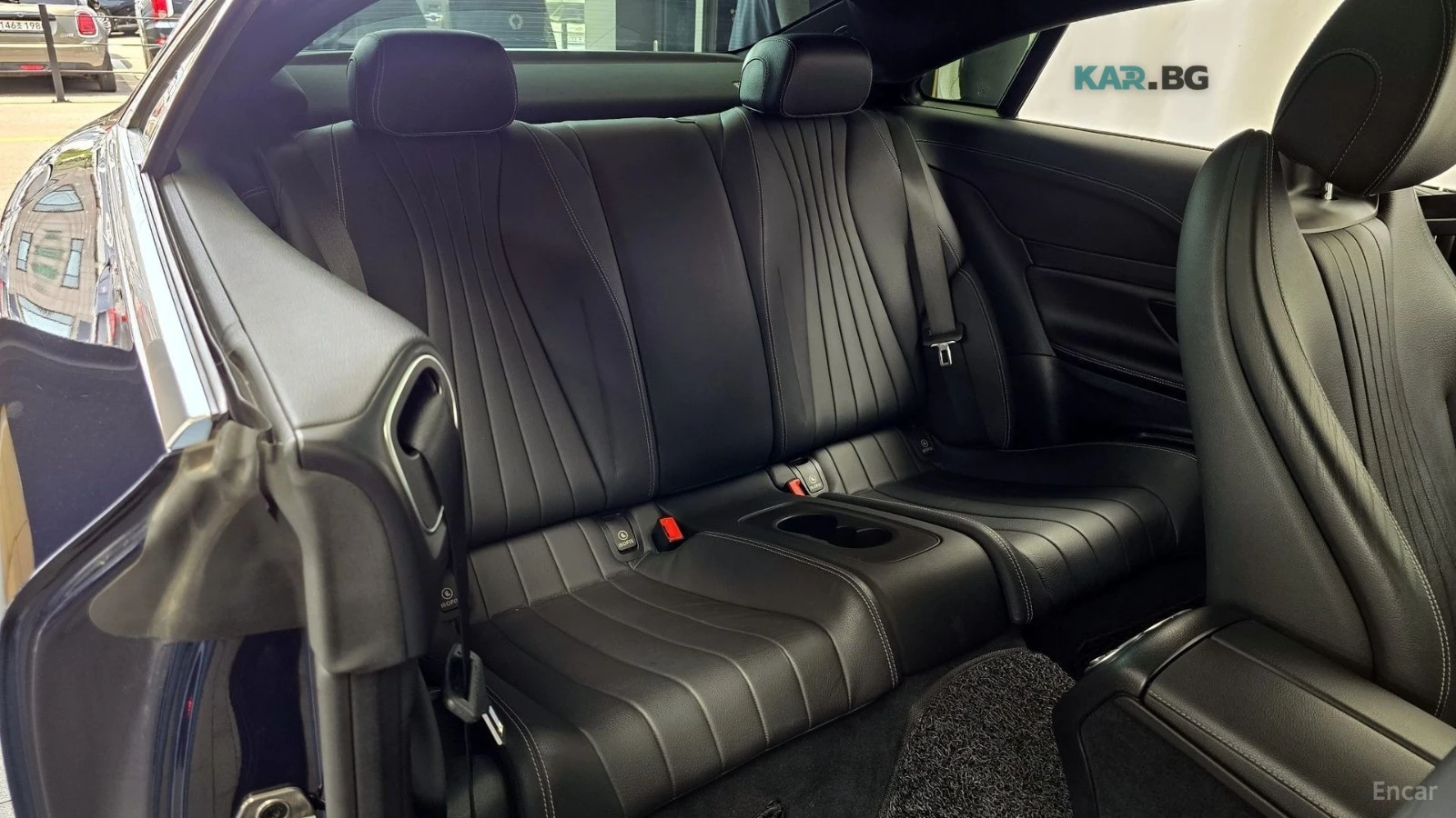 Mercedes-Benz E 220 AMG* DIGITAL* HEADUP* ПАМЕТ* BURMESTER* КАМЕРА, снимка 12 - Автомобили и джипове - 54792861