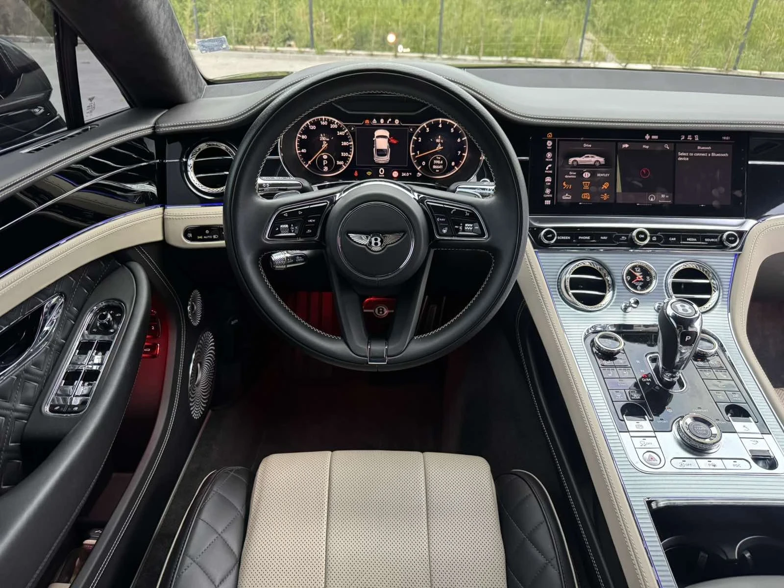 Bentley Continental gt V8, снимка 10 - Автомобили и джипове - 54840588