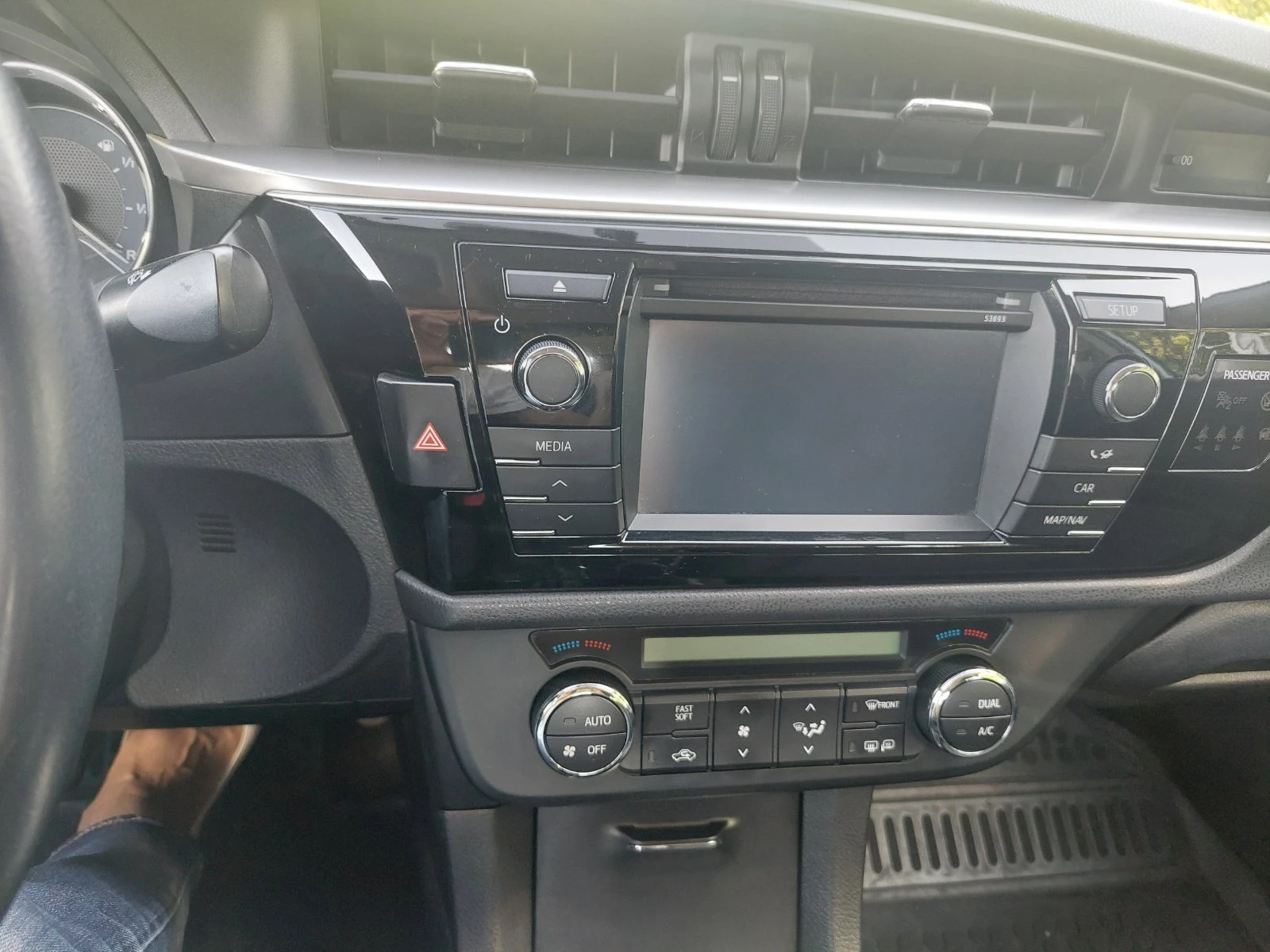 Toyota Corolla, снимка 6 - Автомобили и джипове - 55381649