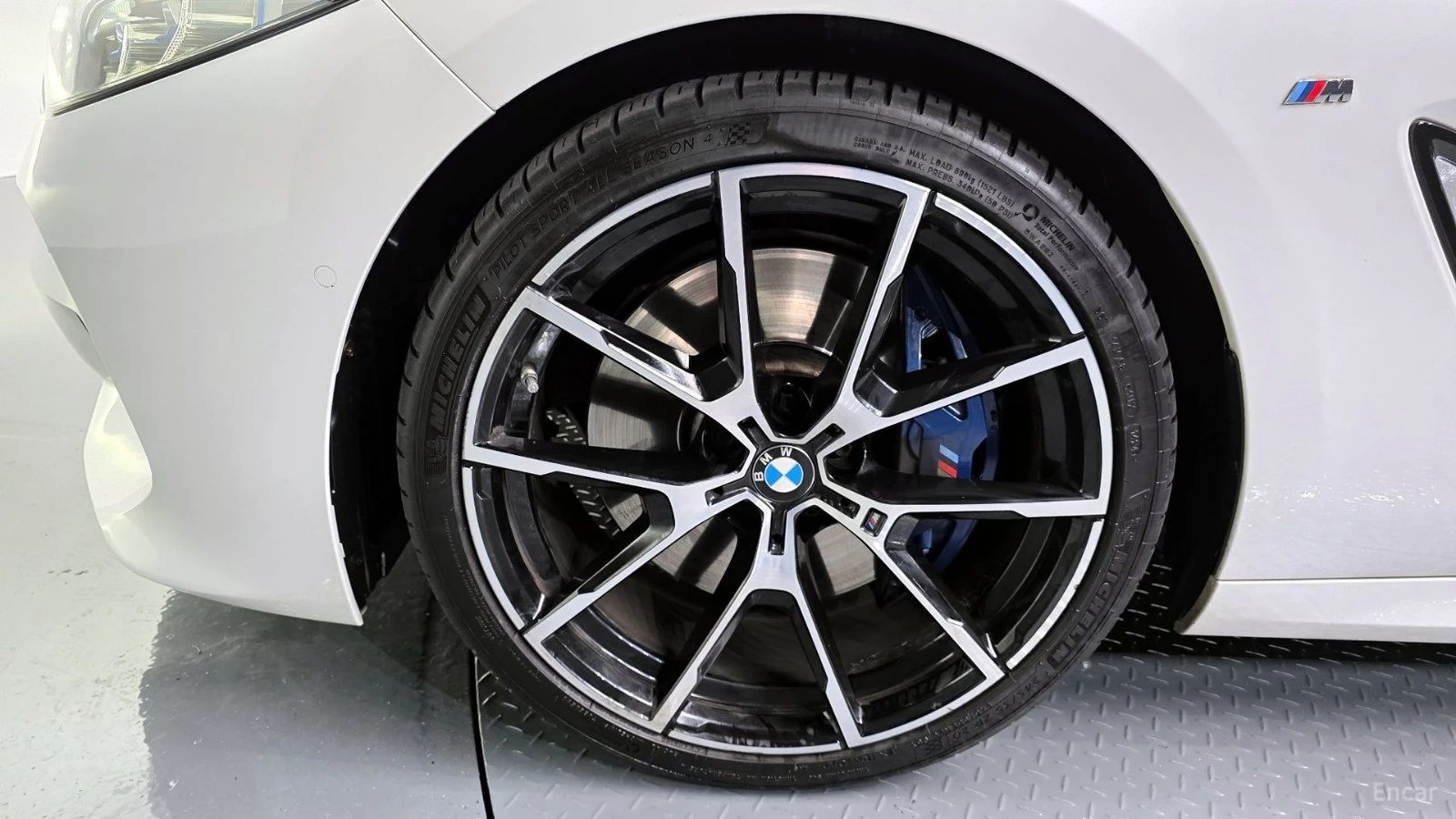 BMW 840 M SPORT* 360 CAM* ОБДУХВАНЕ* 4 ПОДГРЕВА* HEADUP, снимка 5 - Автомобили и джипове - 55424341