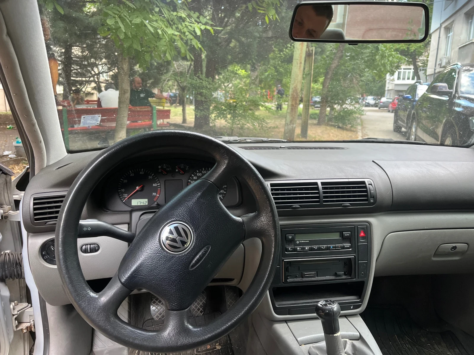 VW Passat 1.6, ����� | Mobile.bg � ����������� 7