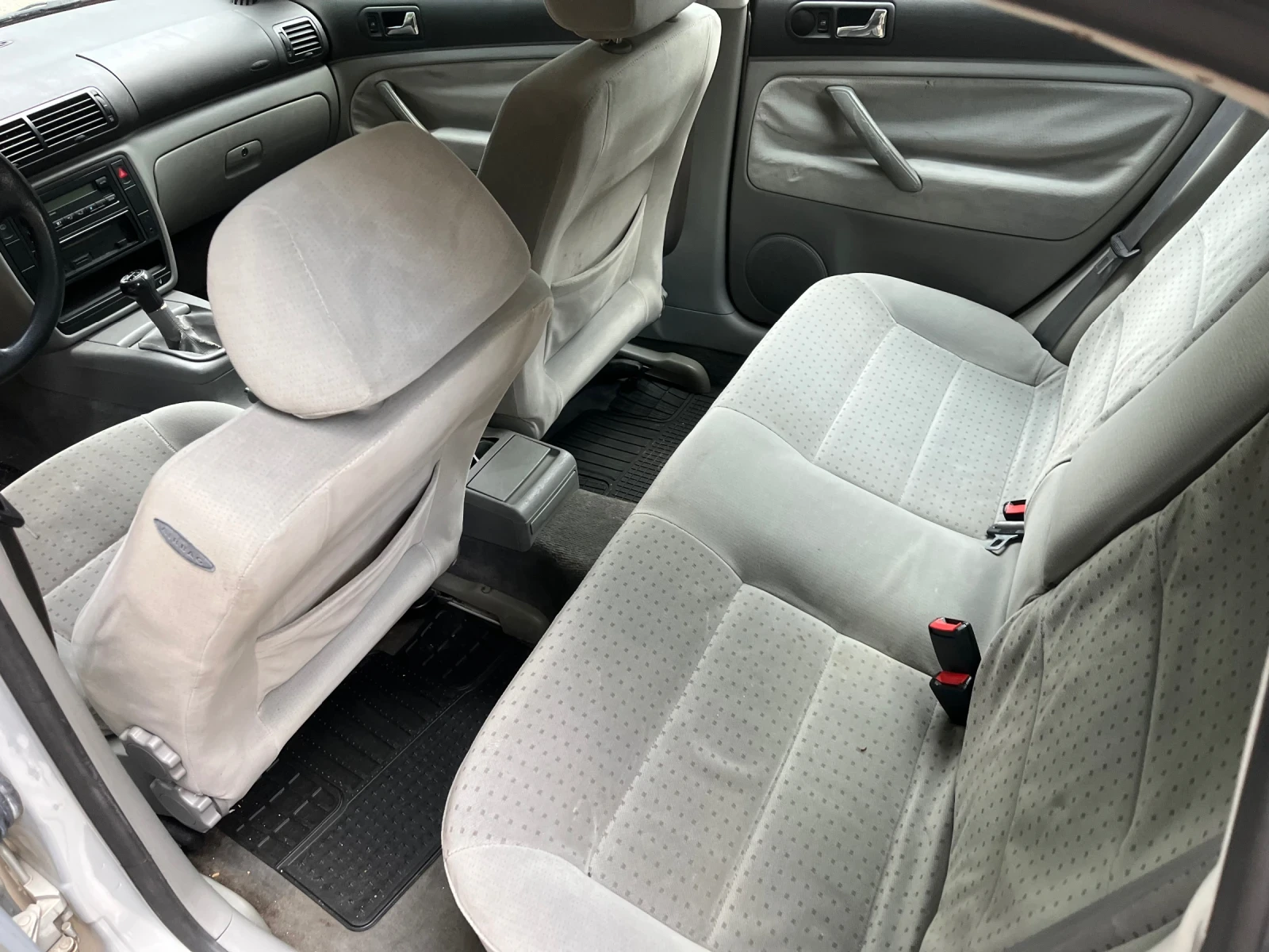 VW Passat 1.6, ����� | Mobile.bg � ����������� 6