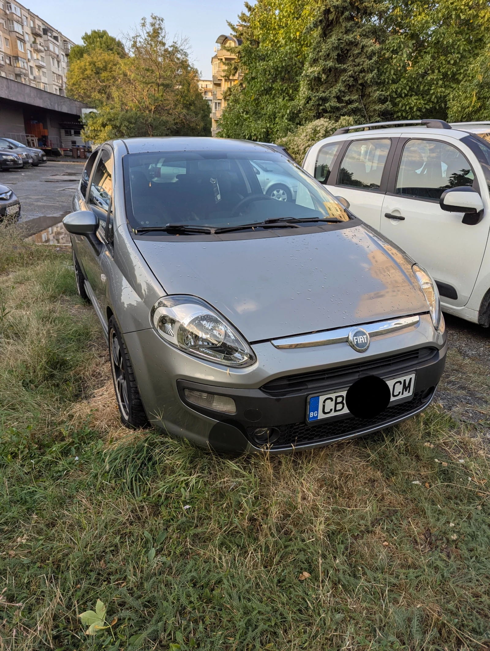 Fiat Punto Grande Punto (199)   Sport 1.9 Multijet (130hp), снимка 2 - Автомобили и джипове - 55898104