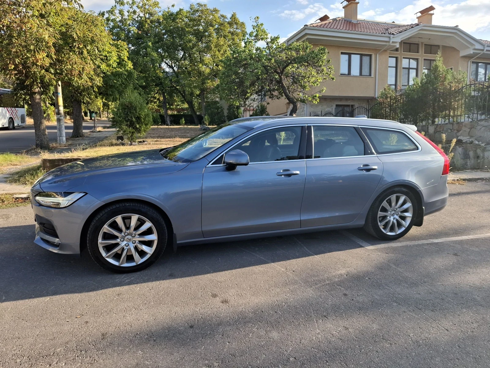Volvo V90 T5 Bifuel, снимка 6 - Автомобили и джипове - 56547285