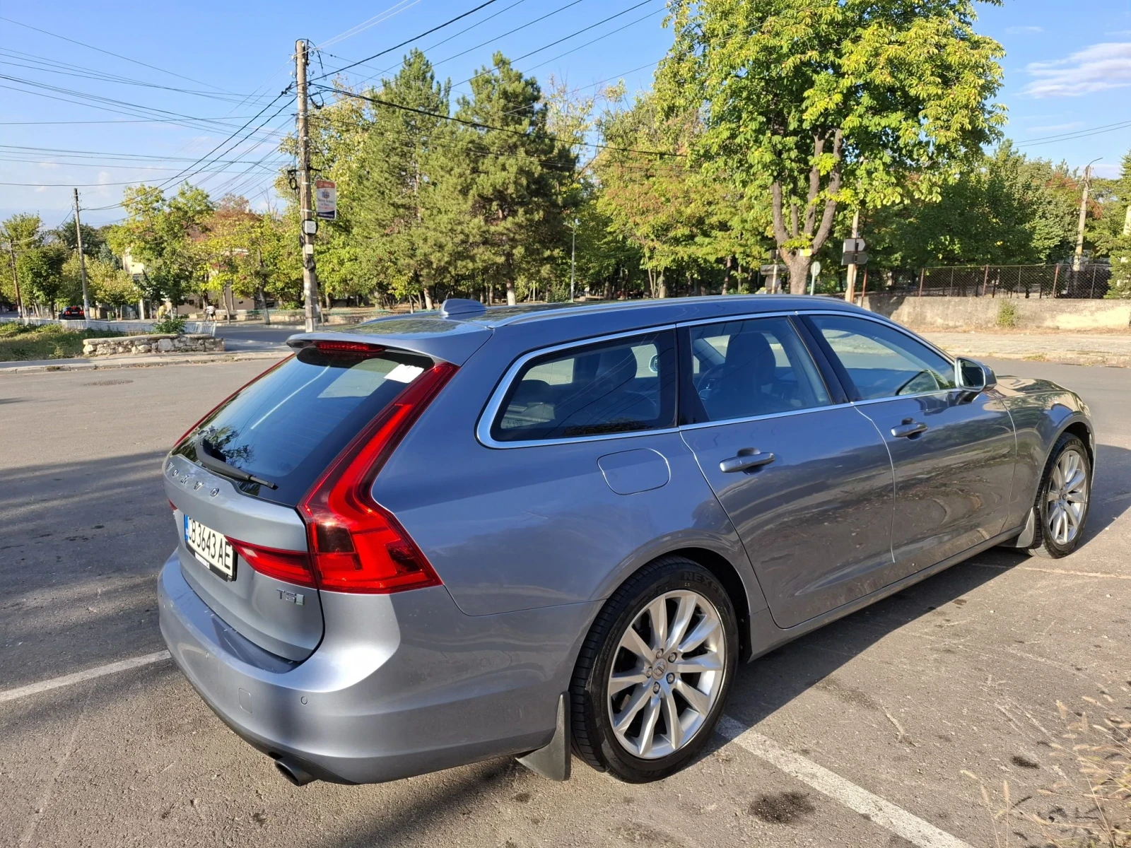 Volvo V90 T5 Bifuel, снимка 4 - Автомобили и джипове - 56547285
