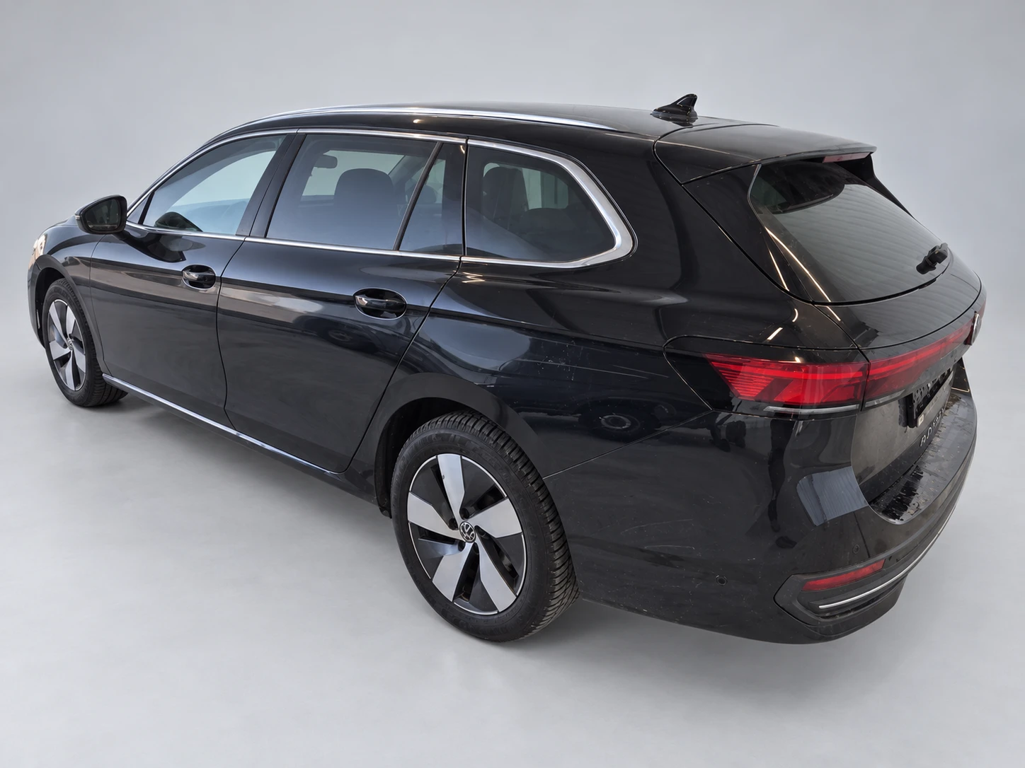 VW Passat 1.5 eTSI 110 kW Business , снимка 3 - Автомобили и джипове - 56723109