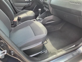 Dacia Duster 1.6I GAZ, снимка 9