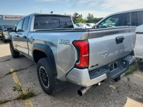 Toyota Tacoma * 4x4 Double Cab Auto Crew Cab Std Bed * CARFAX *  - 40750 € - 82699902 6