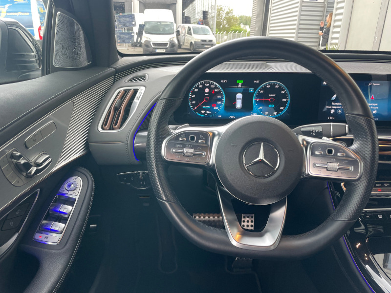 Mercedes-Benz EQC 400  N1   4Matic+ AMG пакет+ Шибидах+ 360Камера, снимка 12 - Автомобили и джипове - 45339161