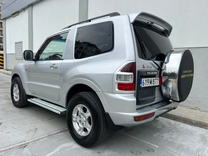 Mitsubishi Pajero 3.2DiD* ITALY* AC* TOP !!!, снимка 5 - Автомобили и джипове - 46930060