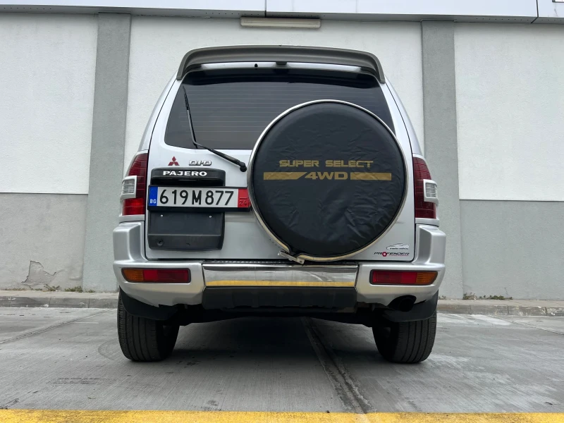 Mitsubishi Pajero 3.2DiD* ITALY* AC* TOP !!!, снимка 6 - Автомобили и джипове - 46930060