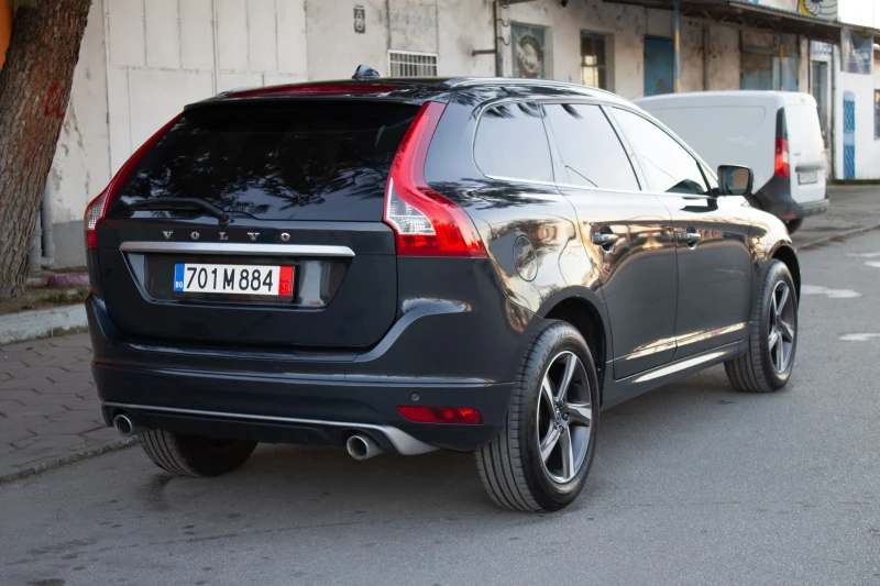 Volvo XC60 Volvo xc60/D5/swiss/R DESIGN/топ, снимка 9 - Автомобили и джипове - 49425455