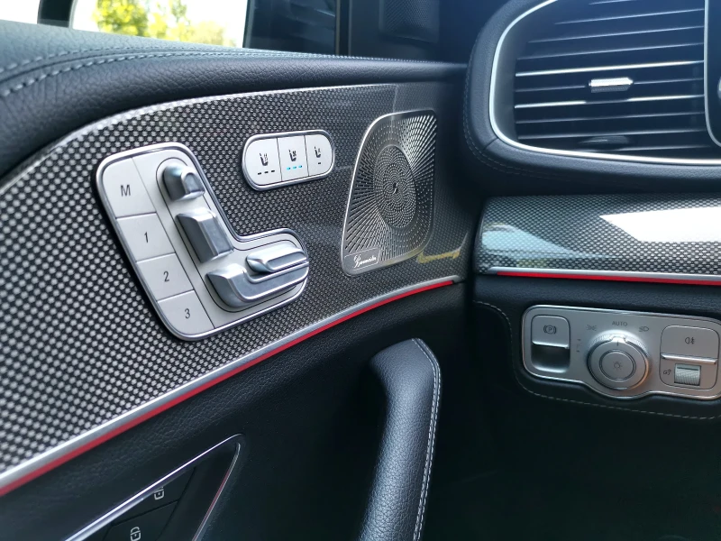 Mercedes-Benz GLS 400 AMG Line, снимка 13 - Автомобили и джипове - 52231889