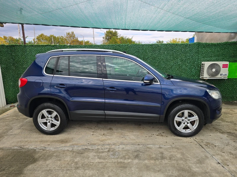VW Tiguan 2.0TSI* 4&#215;4* ПАНОРАМА * КАМЕРА , снимка 6 - Автомобили и джипове - 52004364