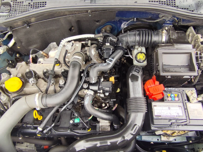 Dacia Duster 1.2i* EURO5B* KLIMA* , снимка 13 - Автомобили и джипове - 53560721