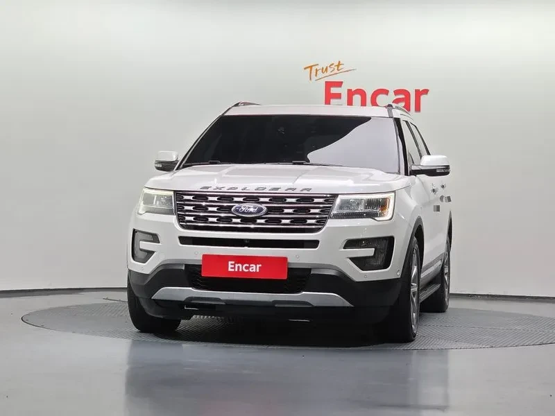 Ford Explorer 2.3 AWD, снимка 3 - Автомобили и джипове - 54351866