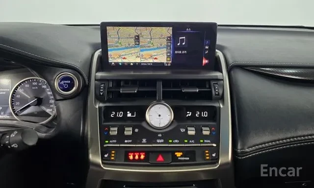 Lexus NX 300h SUPREME | КАМЕРА | ПОДГРЕВИ | ШИБИДАХ | , снимка 8 - Автомобили и джипове - 55597823