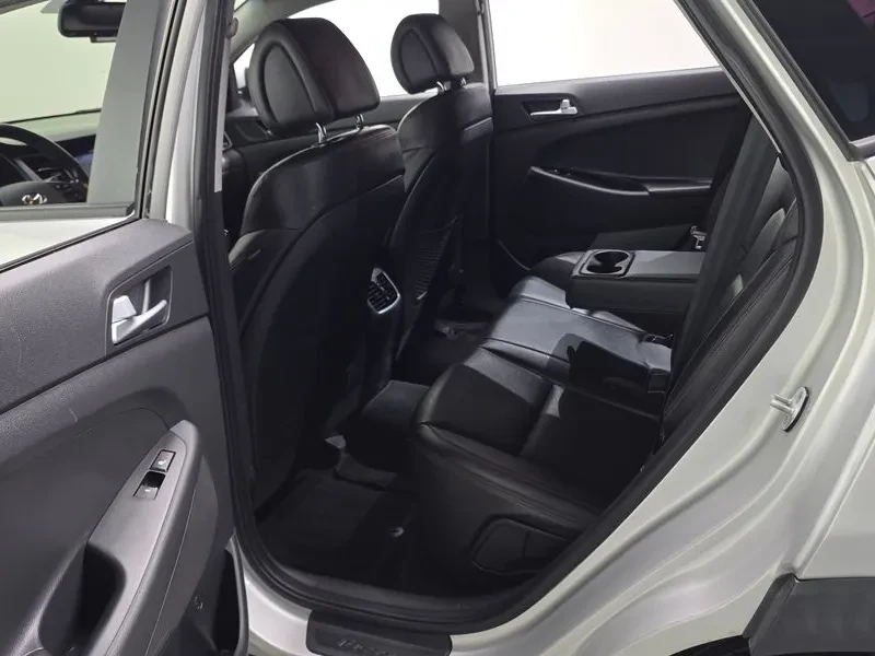 Hyundai Tucson 2.0 2Wd Premium | Mobile.bg � ����������� 11