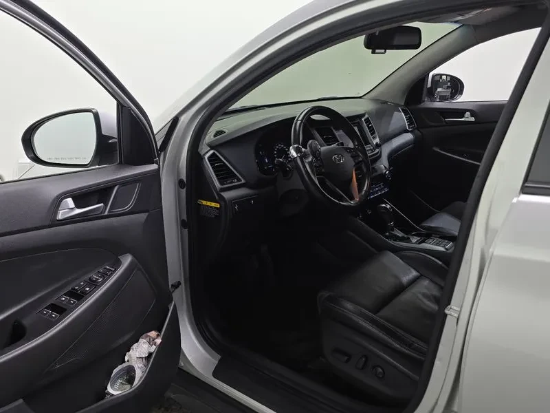 Hyundai Tucson 2.0 2Wd Premium | Mobile.bg � ����������� 10