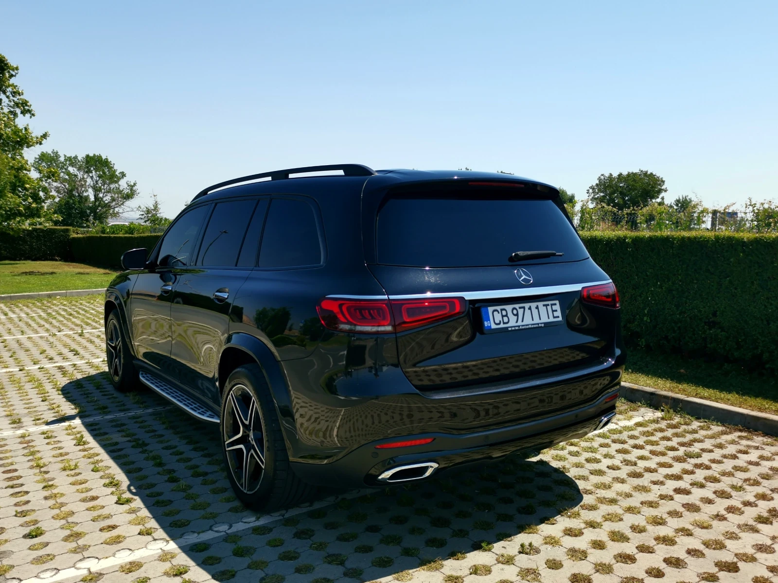 Mercedes-Benz GLS 400 AMG Line - изображение 3