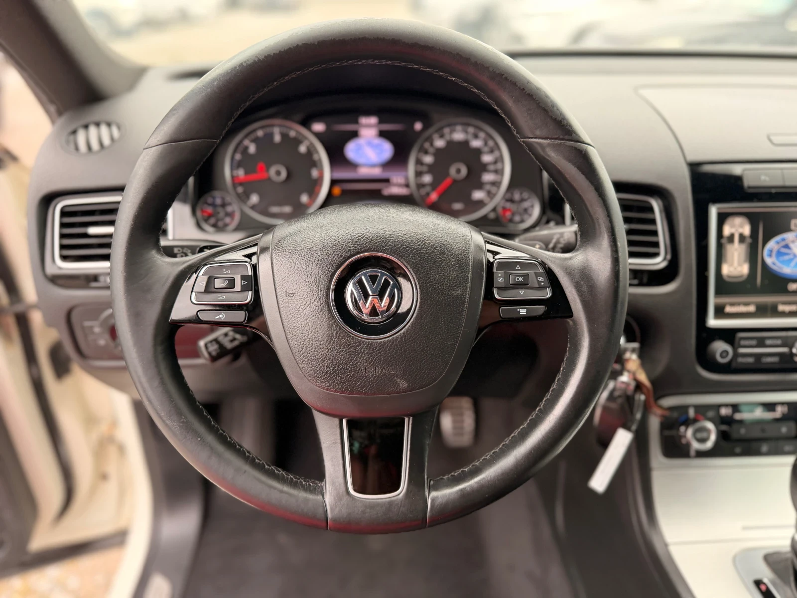 VW Touareg 3.0 TDI V6 239kc  | Mobile.bg � ����������� 16