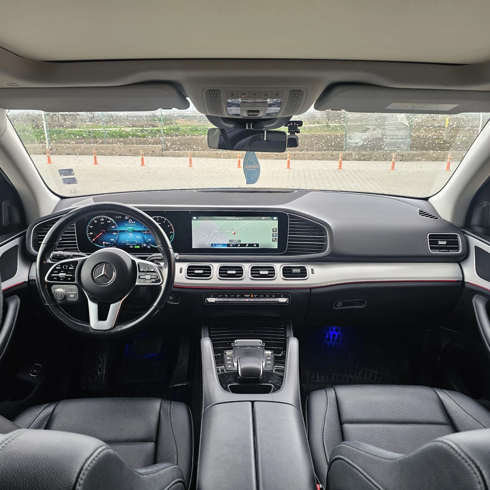 Mercedes-Benz GLE 350, снимка 9 - Автомобили и джипове - 54083508