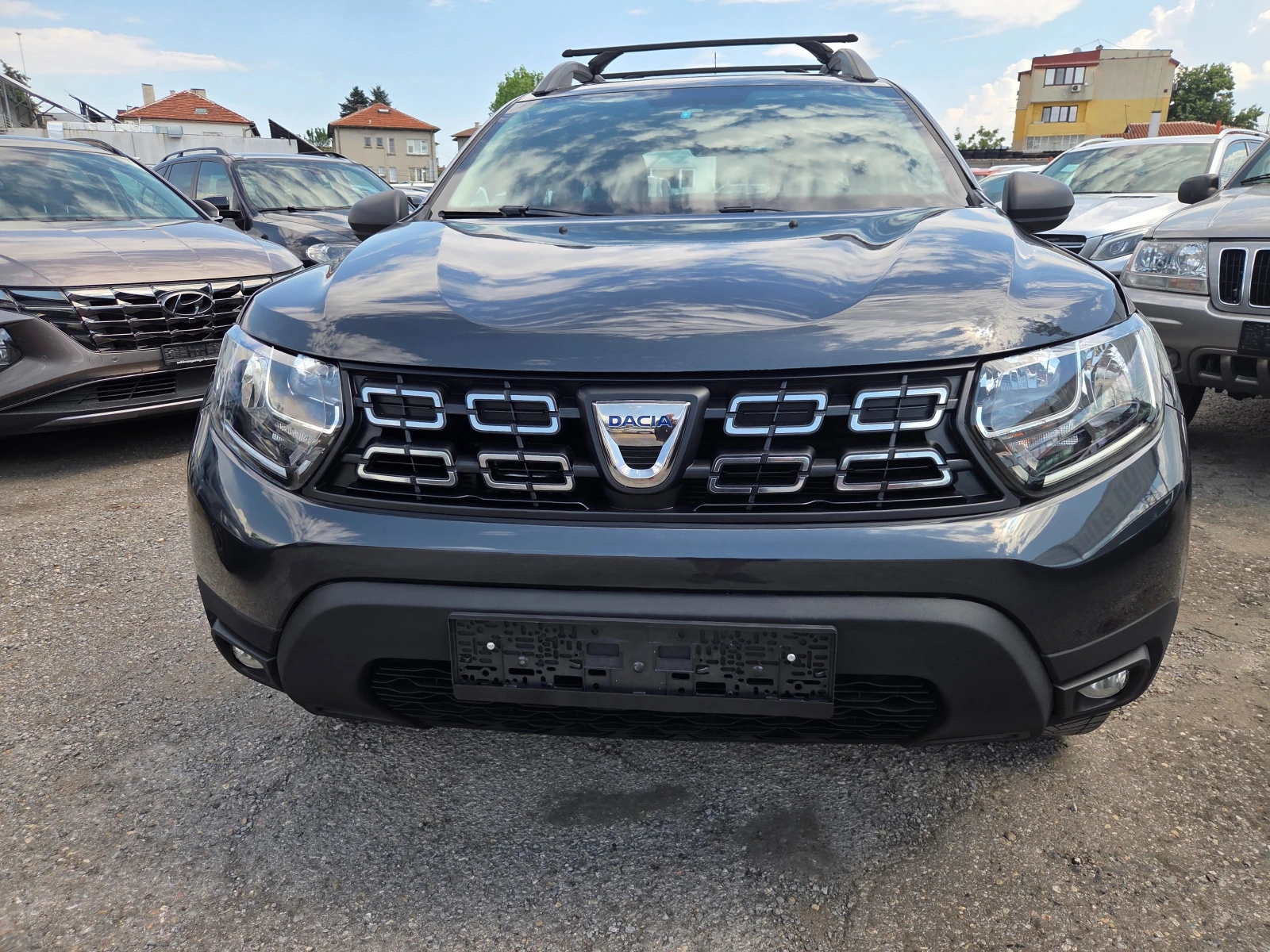 Dacia Duster 1.6I GAZ, снимка 3 - Автомобили и джипове - 55333334