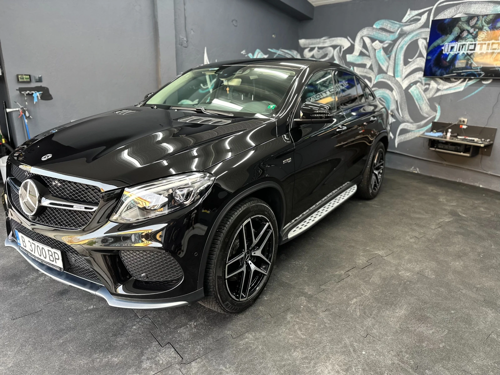 Mercedes-Benz GLE 43 AMG 4-MATIC COUPE, снимка 3 - Автомобили и джипове - 55431853