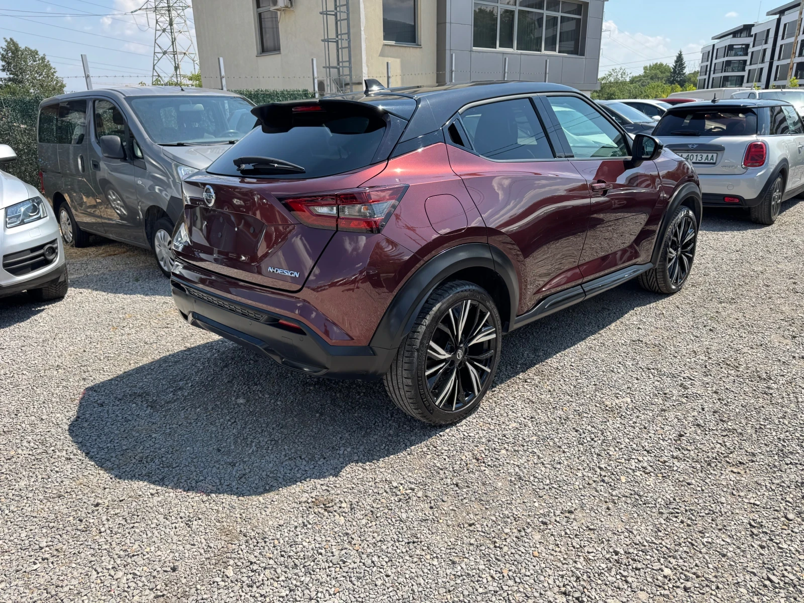 Nissan Juke КАМЕРИ 360* КОЖА* NAVI* LED* 93000km* DISTRONIK* Л, снимка 12 - Автомобили и джипове - 55587796