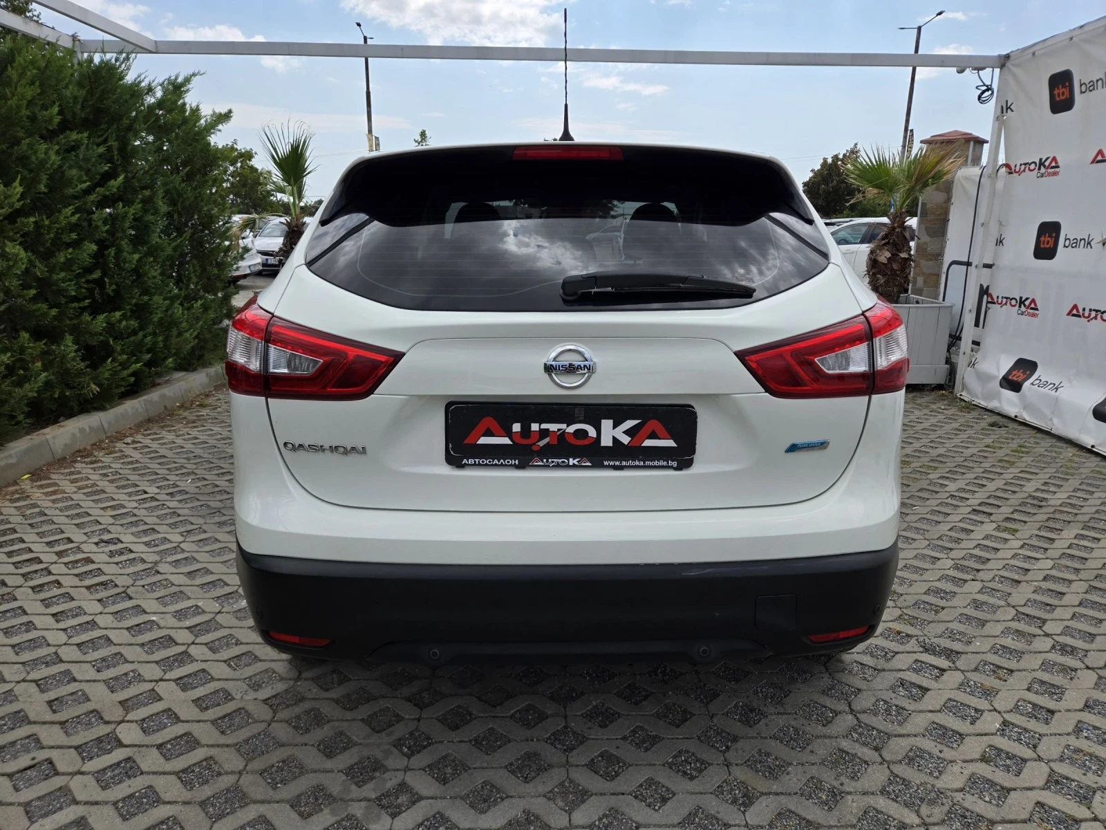Nissan Qashqai 1.5DCI-110кс= 6СКОРОСТИ= 149.000km= NAVI= КСЕНОН, снимка 4 - Автомобили и джипове - 55740096