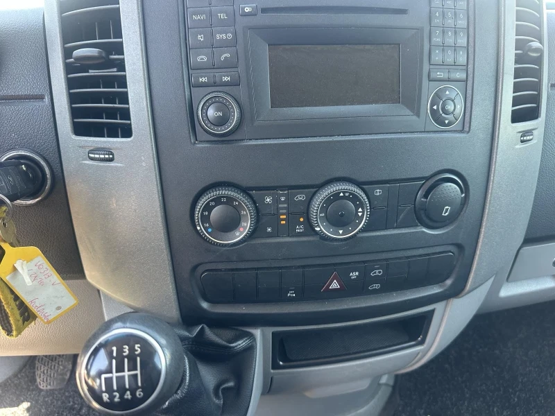 VW Crafter ХЛАДИЛЕН, снимка 15 - Бусове и автобуси - 51023132