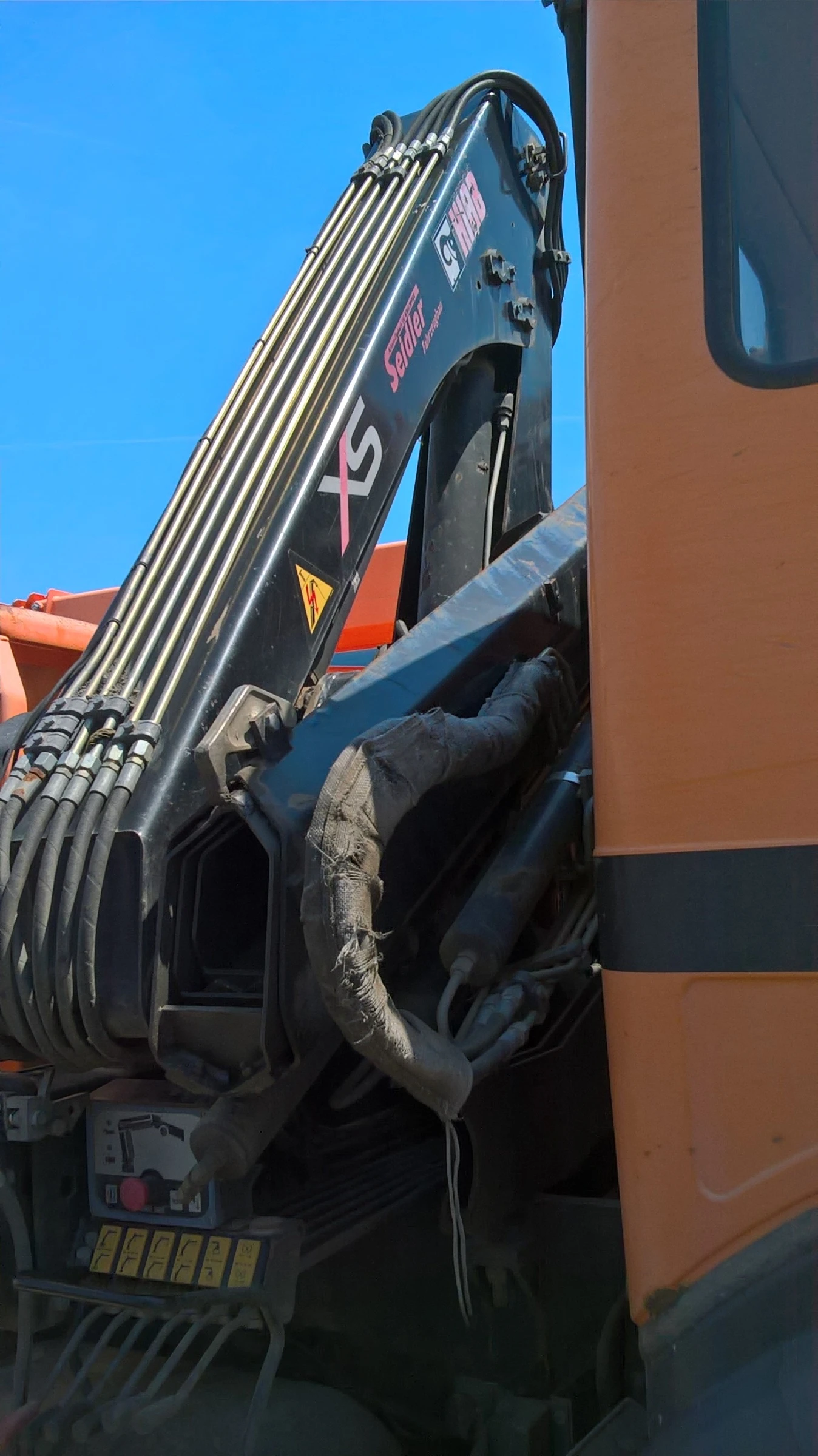 Mercedes-Benz 1824  - изображение 3