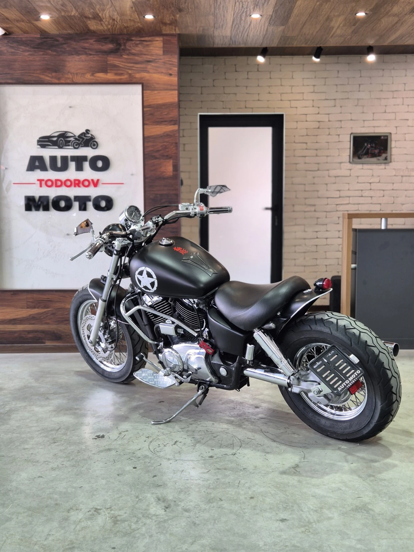 Honda Shadow VT1100 C2 Категория А2!!! Нов внос ШВЕЙЦАРИЯ! ТОП!, снимка 5 - Мотоциклети и мототехника - 55190542