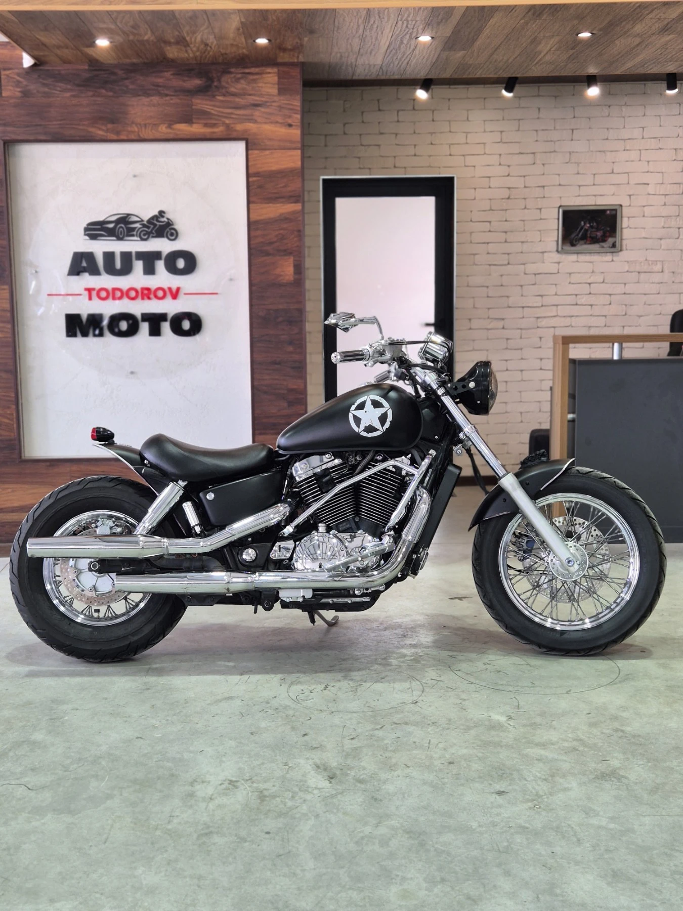 Honda Shadow VT1100 C2 Категория А2!!! Нов внос ШВЕЙЦАРИЯ! ТОП!, снимка 7 - Мотоциклети и мототехника - 55190542