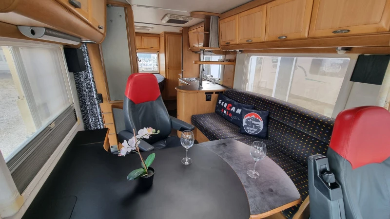 Кемпер HYMER / ERIBA B-754 РАМПА ЗА МОТОР!, снимка 5 - Каравани и кемпери - 46461329