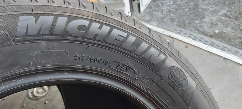 Гуми Летни 215/60R16, снимка 5 - Гуми и джанти - 31352041