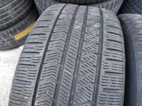 Гуми Всесезонни 235/40R19, снимка 1 - Гуми и джанти - 49115834