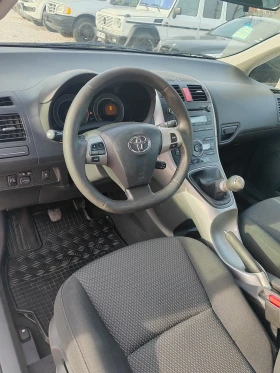 Toyota Auris 2.0, 127к.с., снимка 11