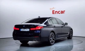BMW 530E HYBRID* M* SPORT* ПОДГРЕВ* ОБДУХВАНЕ* ХЕДЪП* 360КА, снимка 2