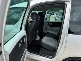 Skoda Roomster 1.2 I 94000 kм ЧИСТО НОВ, снимка 11