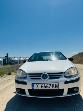 VW Golf 5, снимка 1 - Автомобили и джипове - 45390275